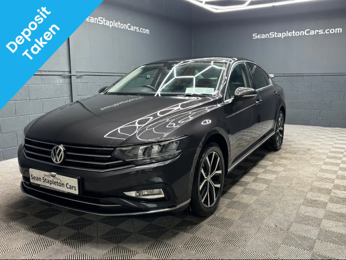Volkswagen Passat ELEGANCE 1.6 TDI D7F 120 4DR AUT - Image 1