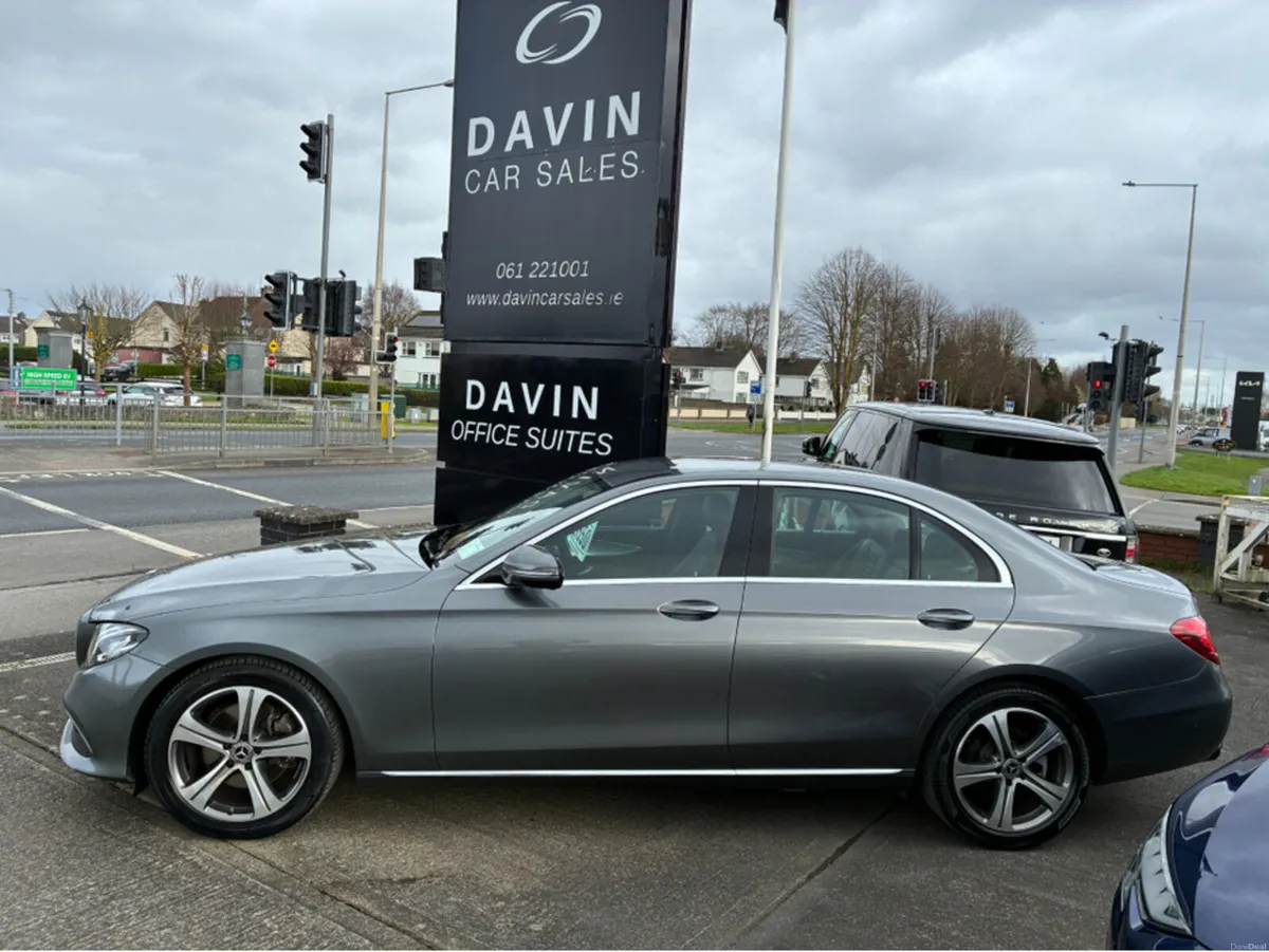 Mercedes-Benz E-Class E220 D SE 4DR AUTO - Image 3