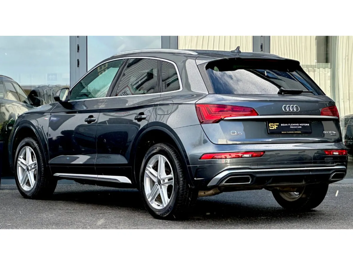 Audi Q5 S LINE 50 TFSI E QUATTRO - Image 3