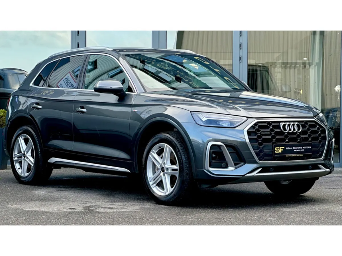 Audi Q5 S LINE 50 TFSI E QUATTRO - Image 1