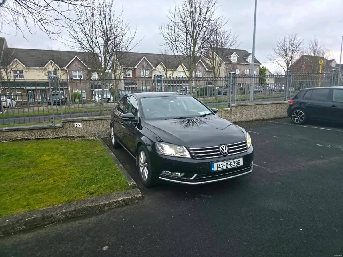 2014 VW Passat 2.0 TDI BlueMotion Highline - Image 1