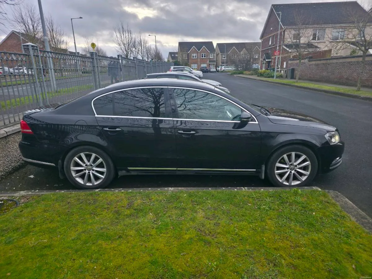 2014 VW Passat 2.0 TDI BlueMotion Highline - Image 3