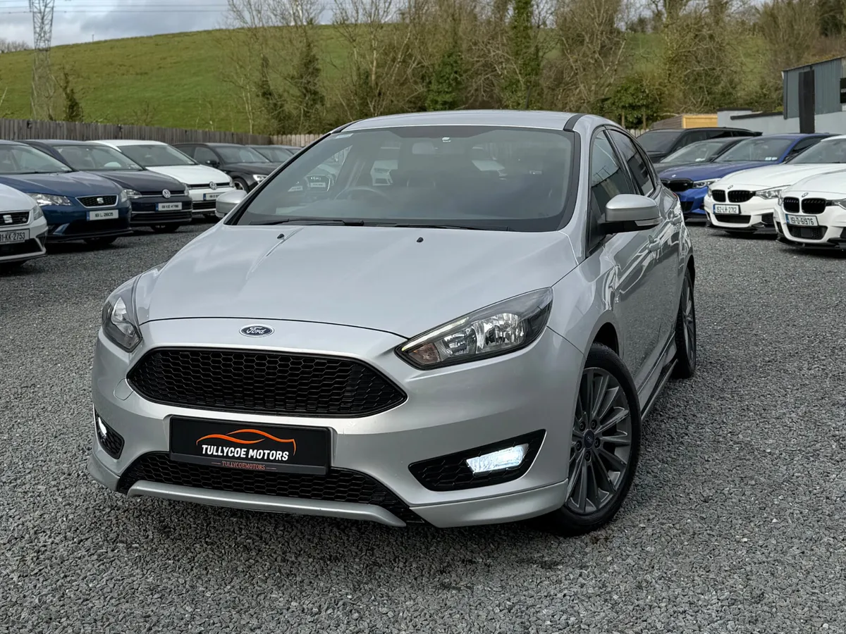 FORD FOCUS ST-LINE 2018 - Image 2