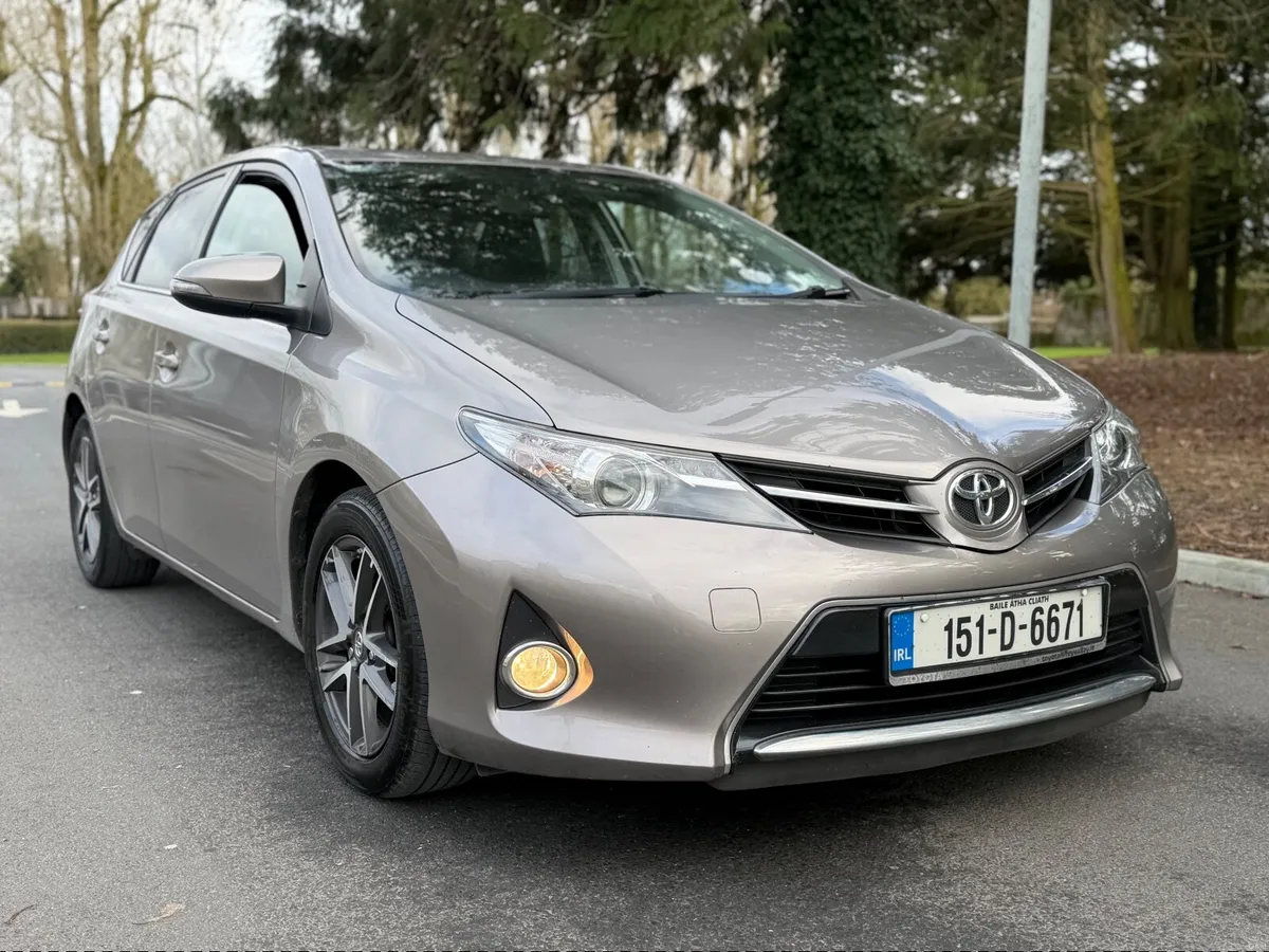 2015 Toyota Auris 1.4 tdi Excellent condition ⭐️ - Image 1
