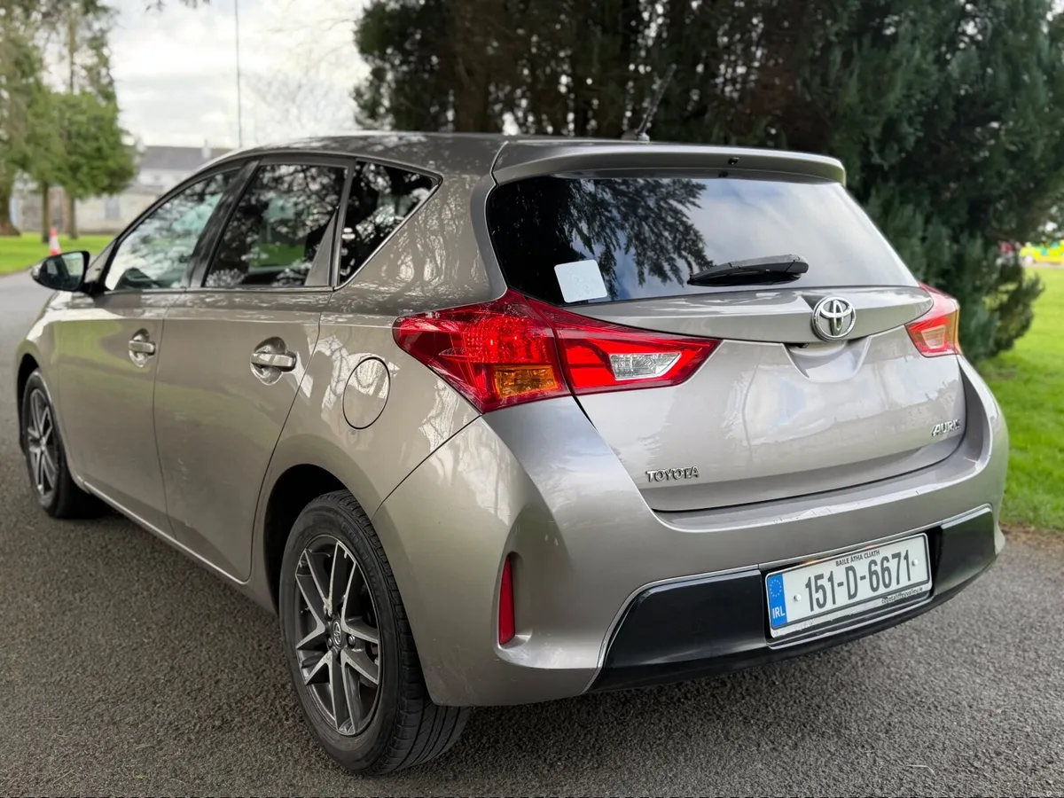 2015 Toyota Auris 1.4 tdi Excellent condition ⭐️ - Image 3