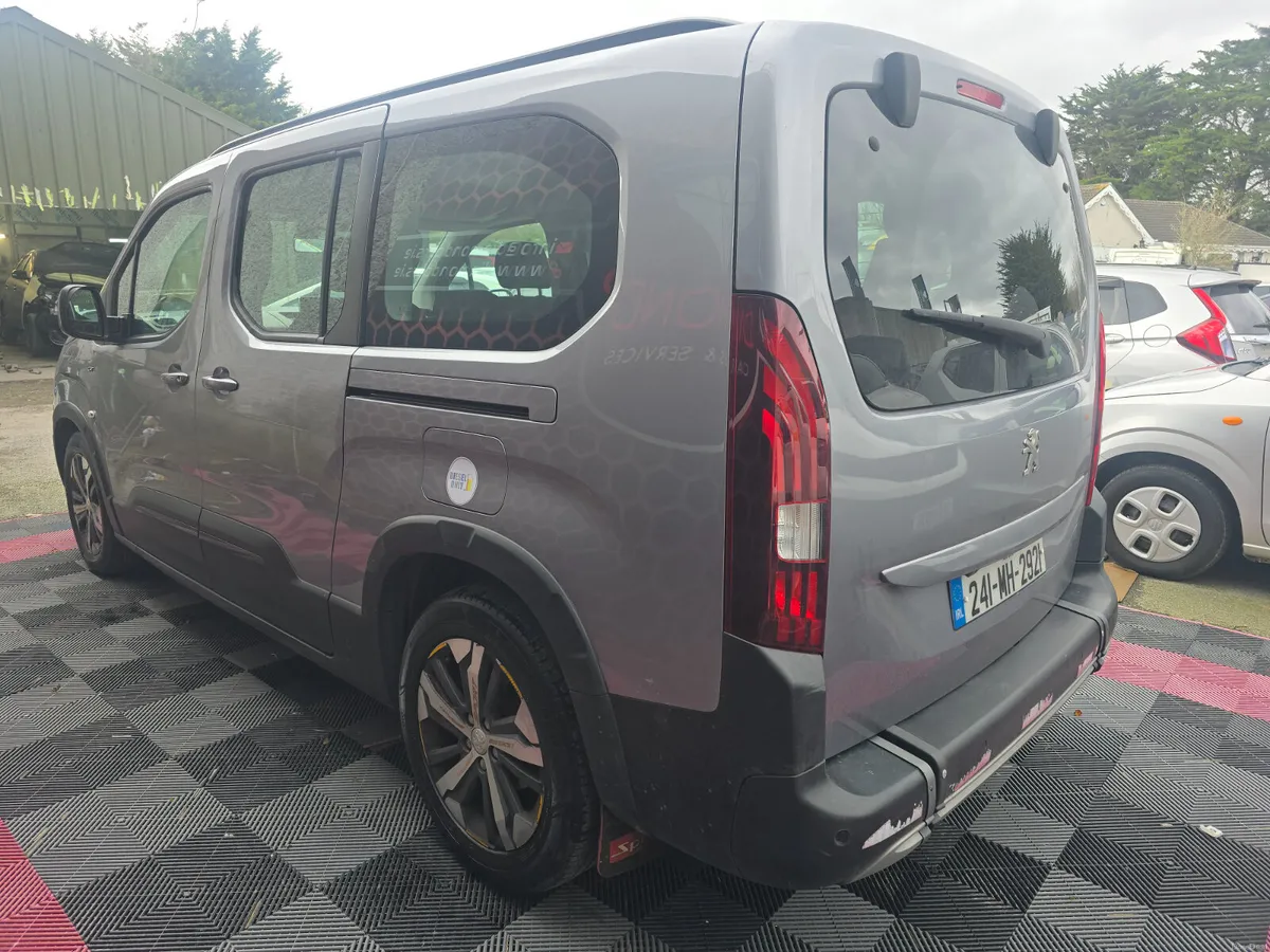 2024 PEUGEOT RIFTER AUTO 7SEAT WHEELCHAIR TAXI - Image 2