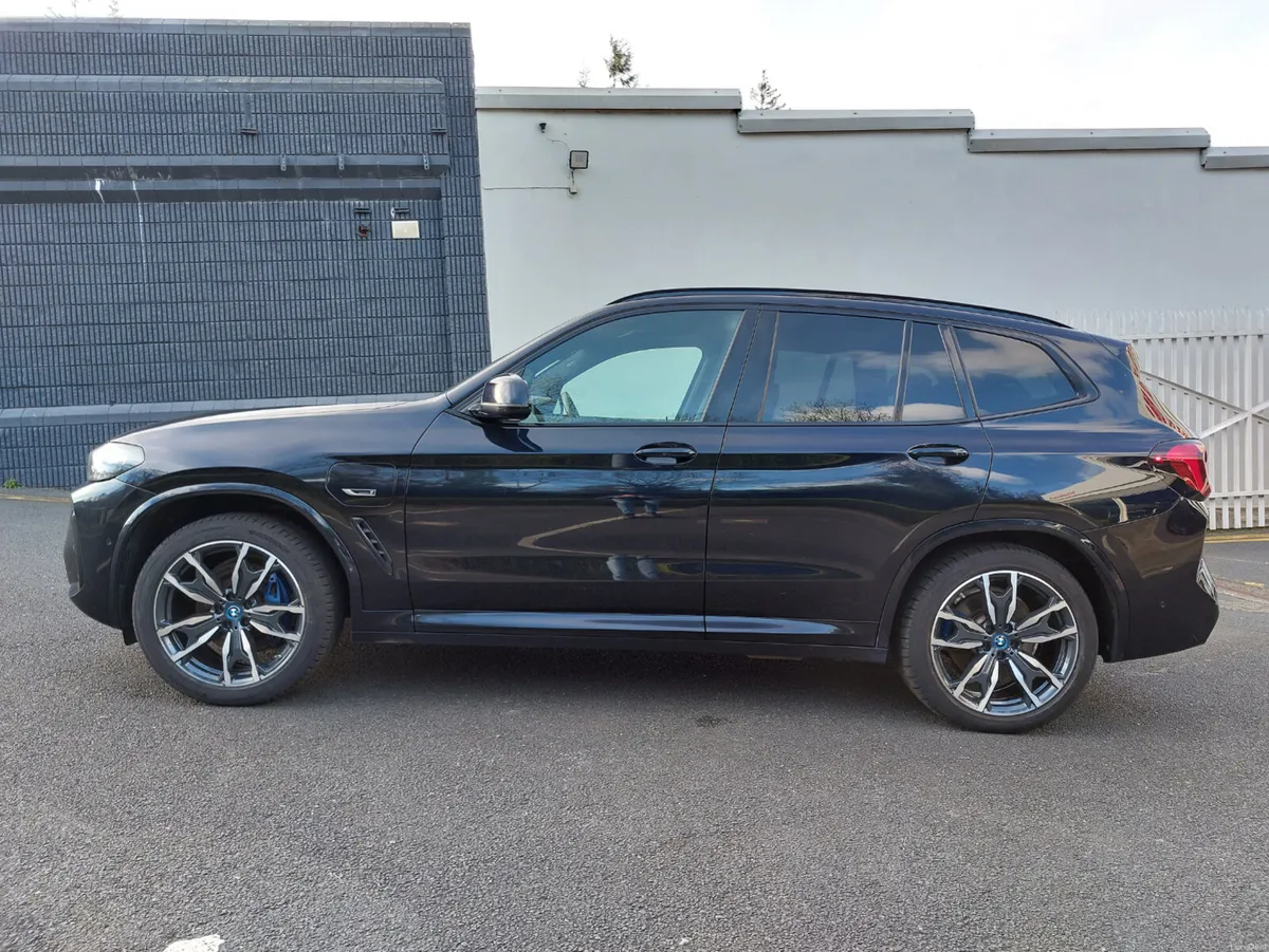 BMW X3 2022 XDRIVE30E M SPORT AUTO - Image 4