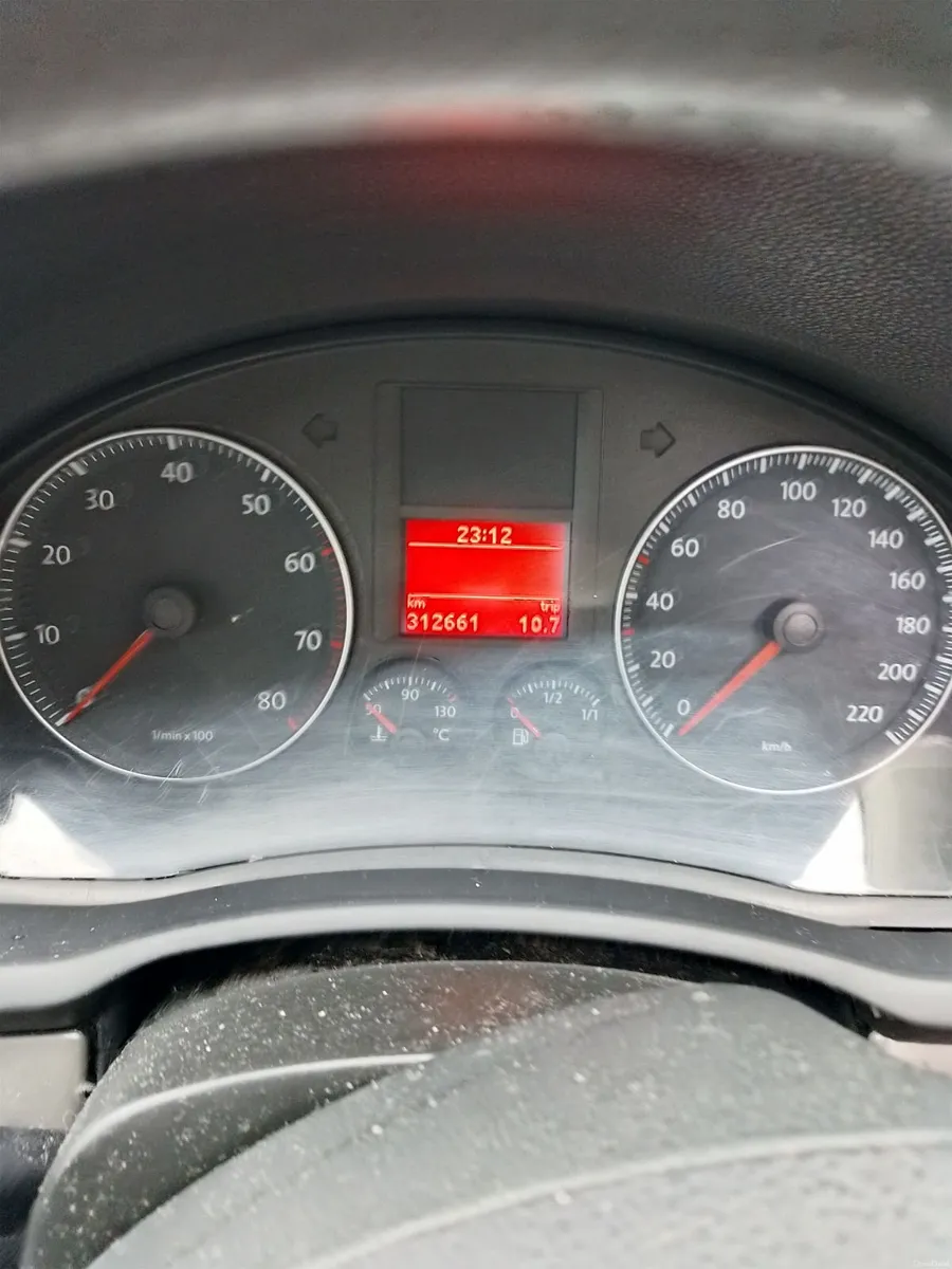 Volkswagen Golf 2007 - Image 2