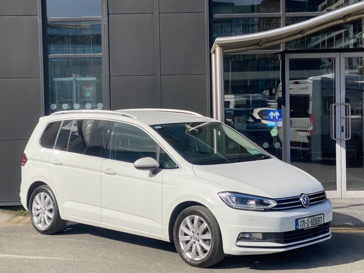 Volkswagen Touran 1.4 TSi Highline 7 Seat Auto - Image 1
