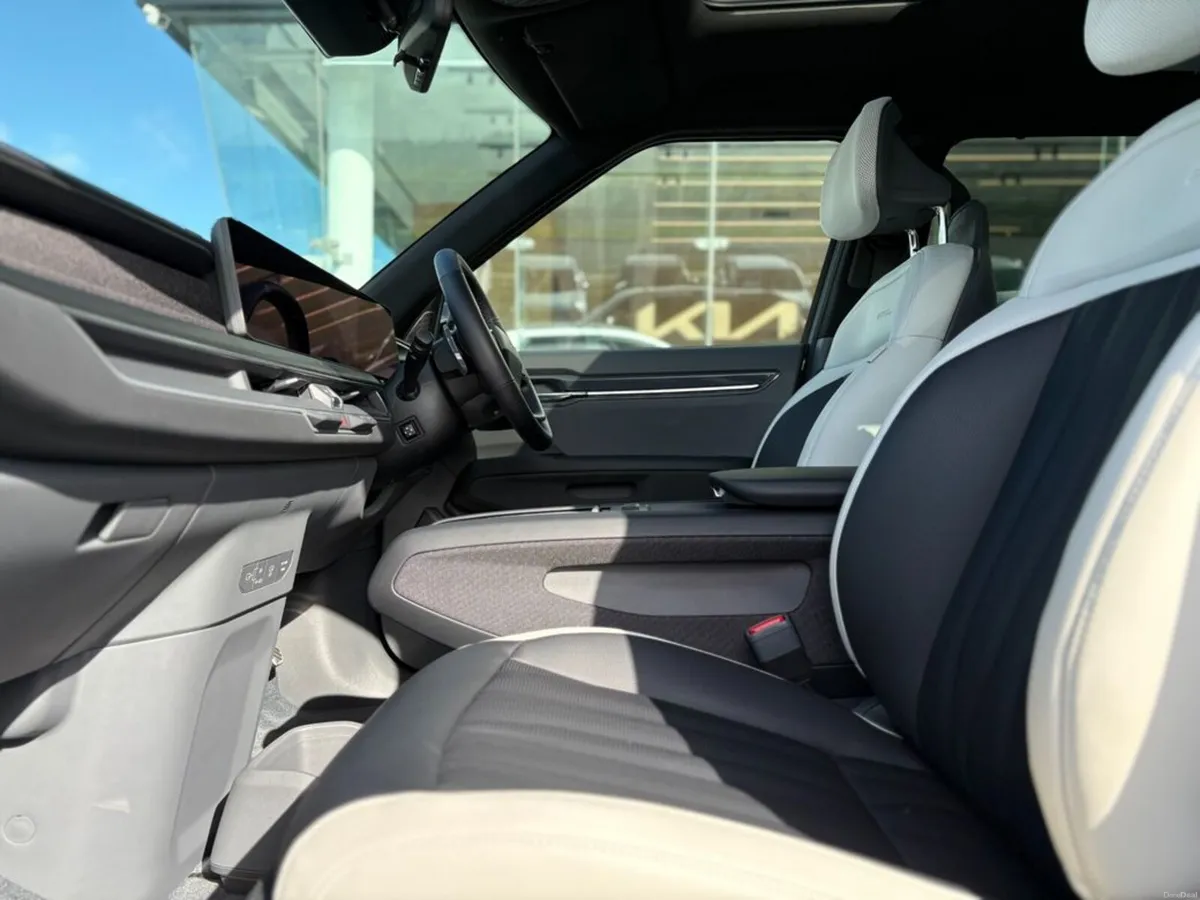 Kia EV9 GT Line ( 6 seats ) - Image 2