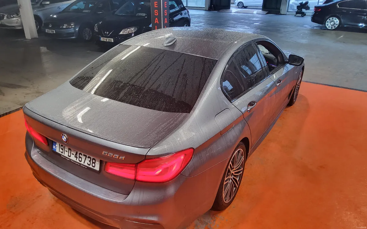 BMW 5-Series 2019 - Image 3
