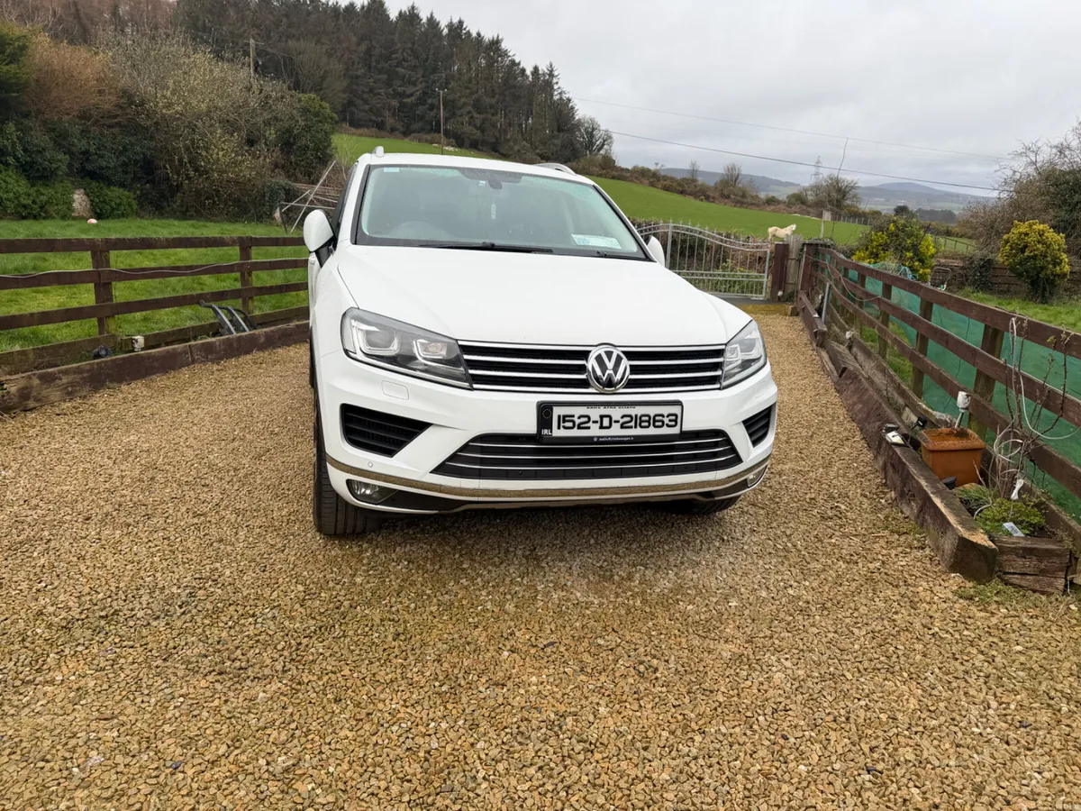 Volkswagen Touareg 3.0 Auto Crew Cab 2015 - Image 4