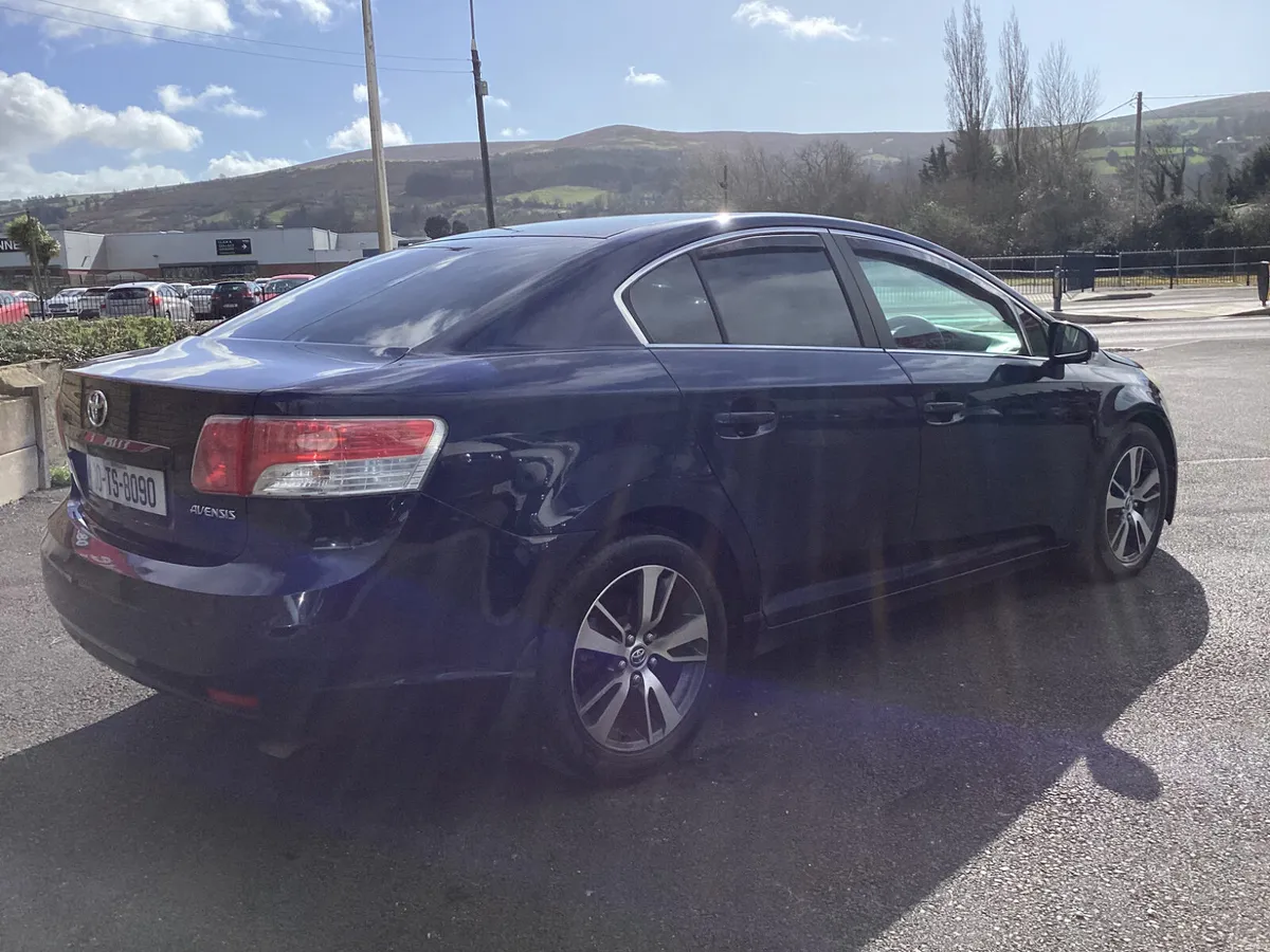 Toyota Avensis ** 2.0 DIESEL - Image 3