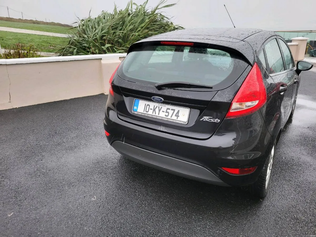 Ford Fiesta - Image 4