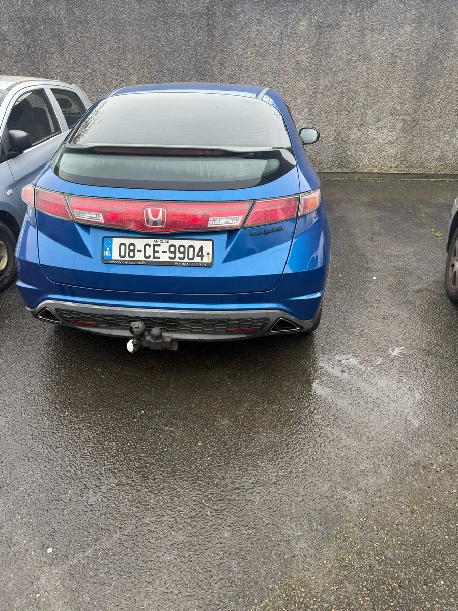 Honda Civic - Image 2