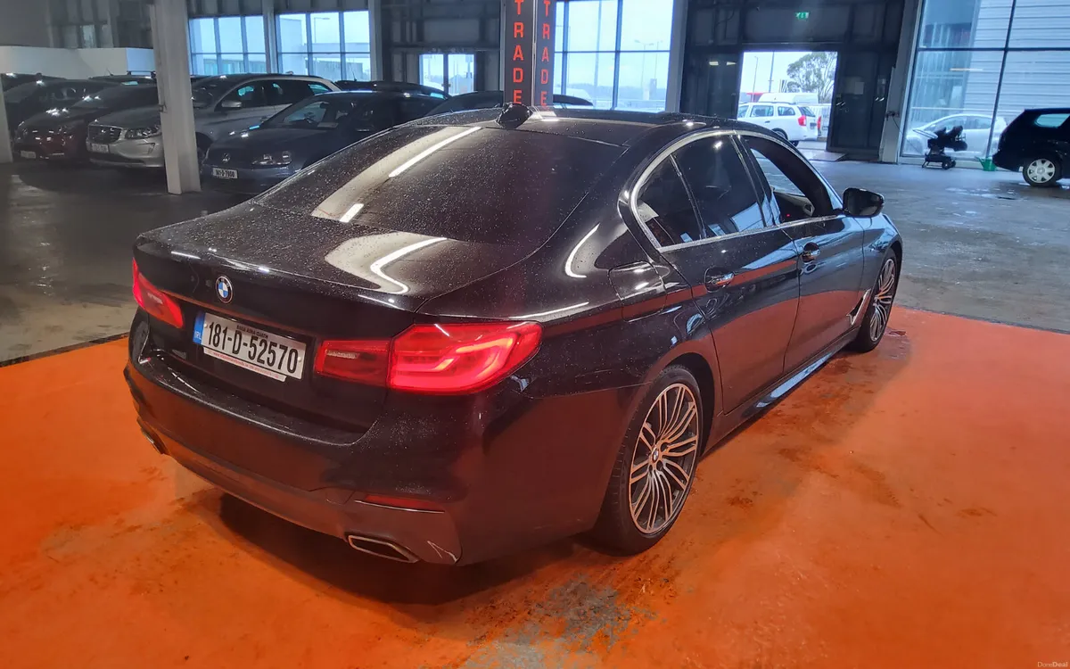 BMW 5-Series 2018 - Image 4