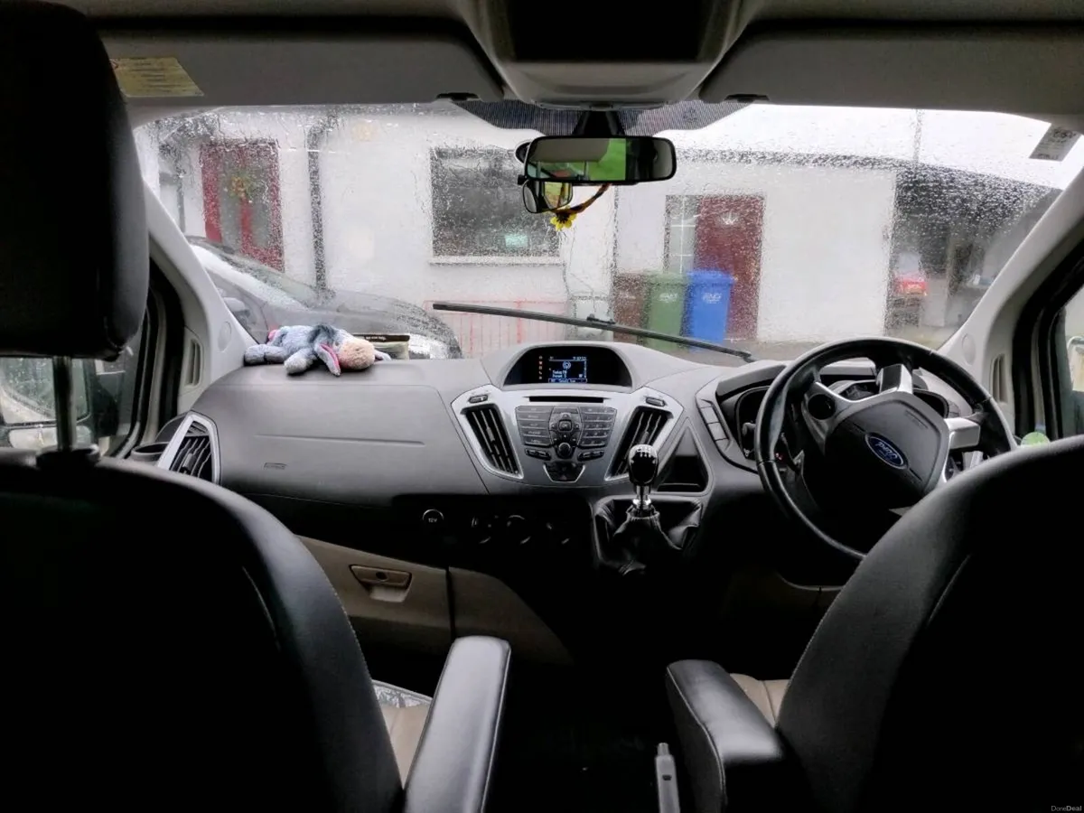 8 seater Ford  Tourneo custom - Image 2