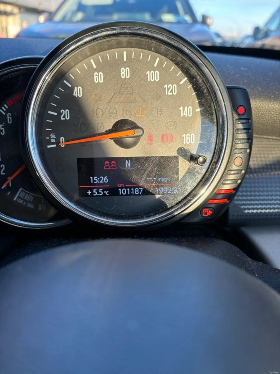 2014 MINI Cooper - Image 2