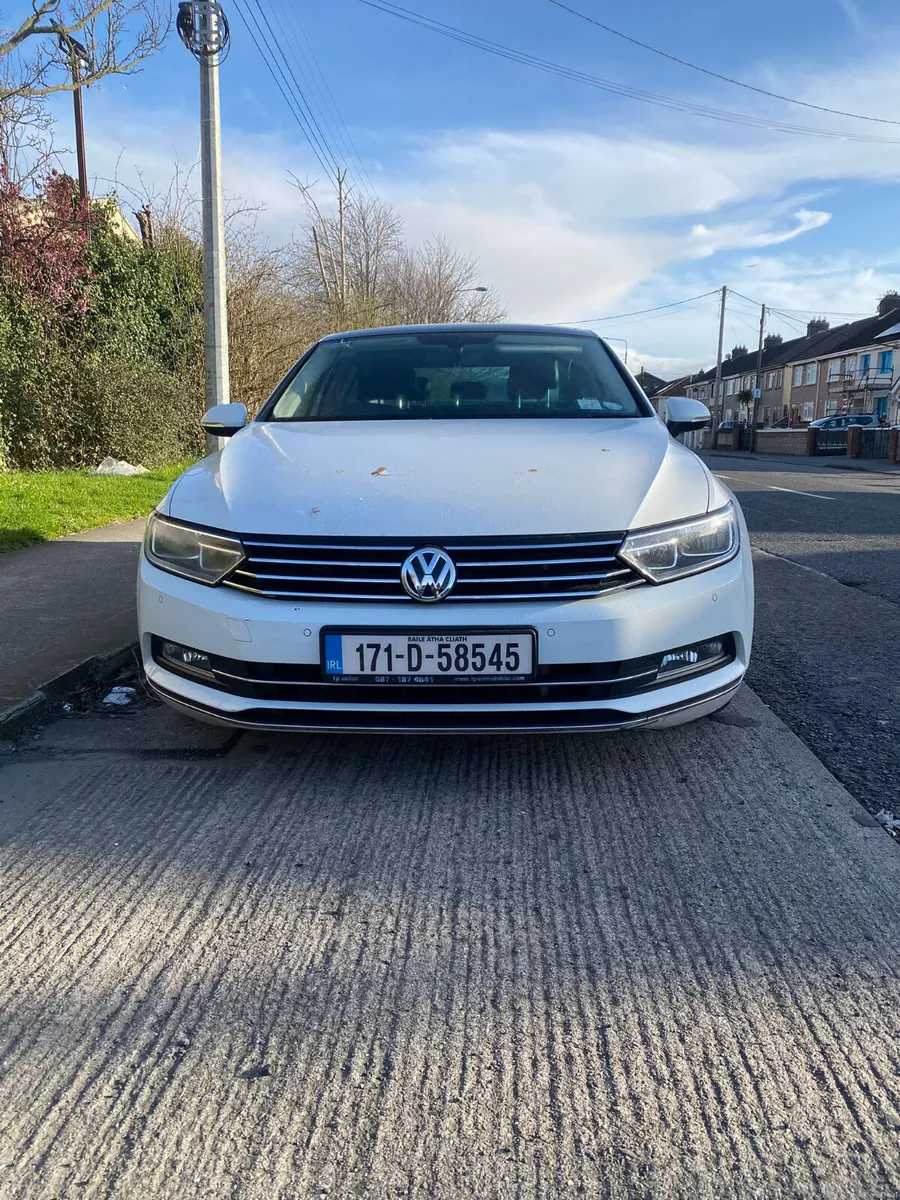 Volkswagen Passat 2017 automatic - Image 1
