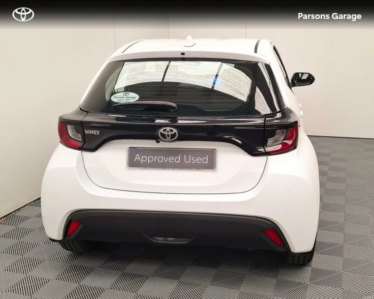 Toyota Yaris YARIS 1.5 LUNA - Image 4