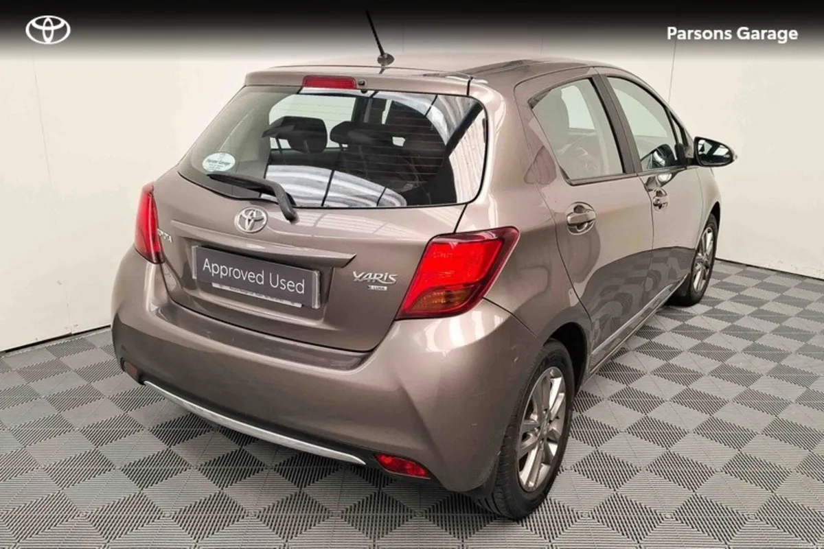 Toyota Yaris YARIS 1.0 5DR LUNA - Image 2