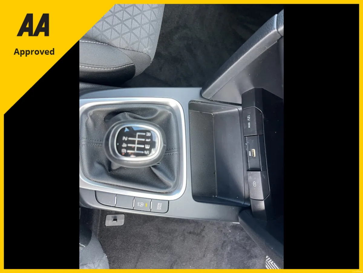 Kia Ceed 2 NAV CRDI ISG MHEV - Image 4