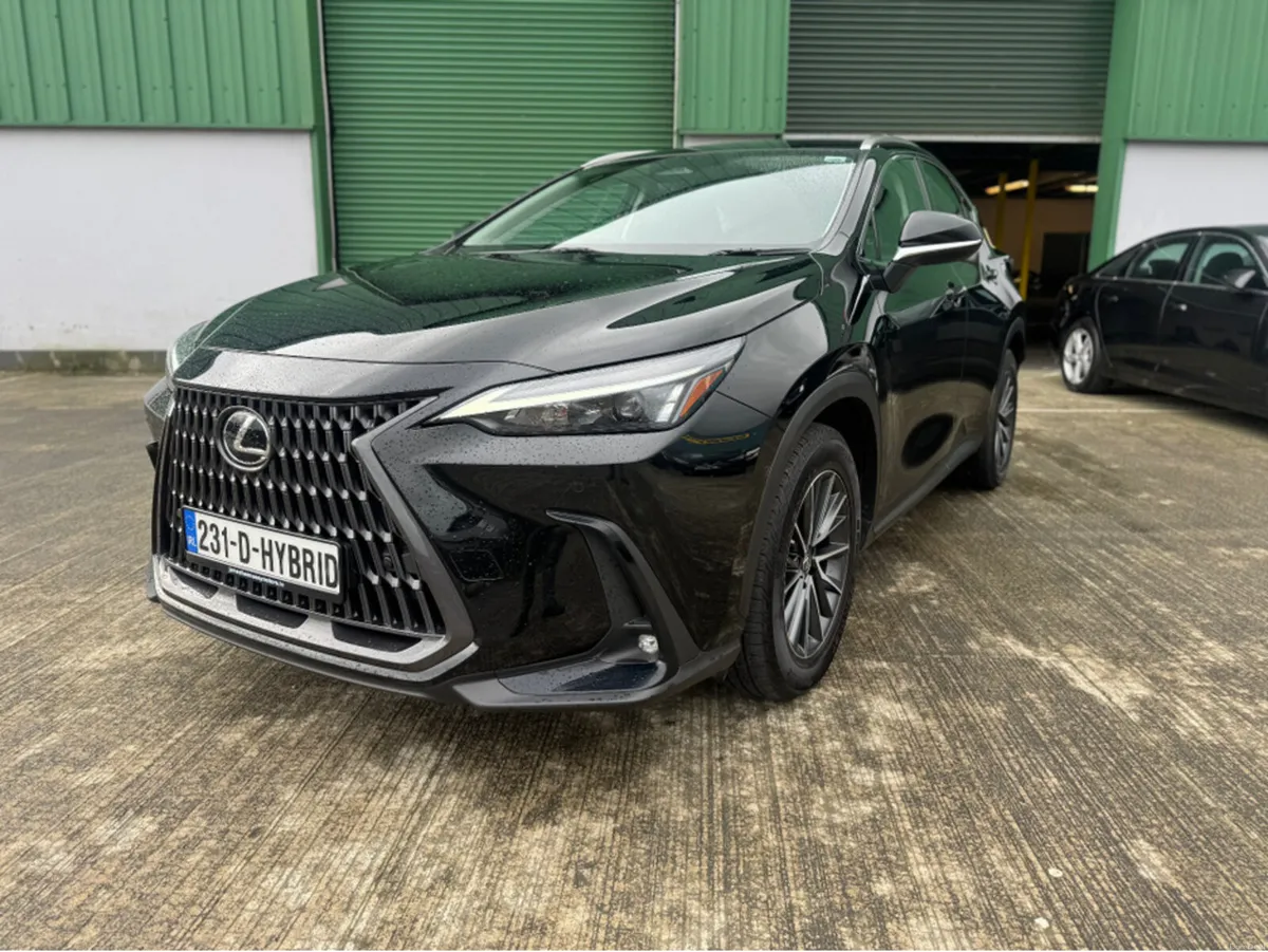 Lexus NX NX450H + PHEV CVT PREMIUM - Image 2