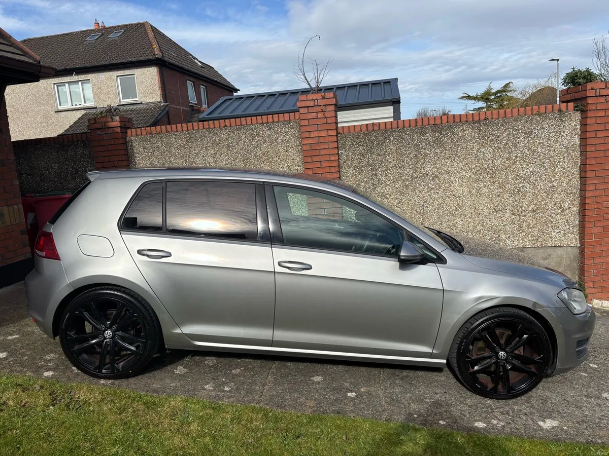 2013 Volkswagen Golf 1.2 Automatic - Image 2