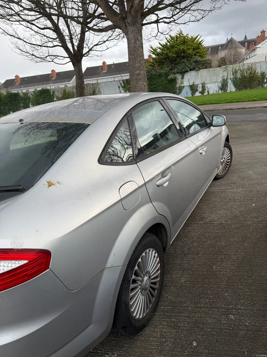Ford mondeo - Image 4