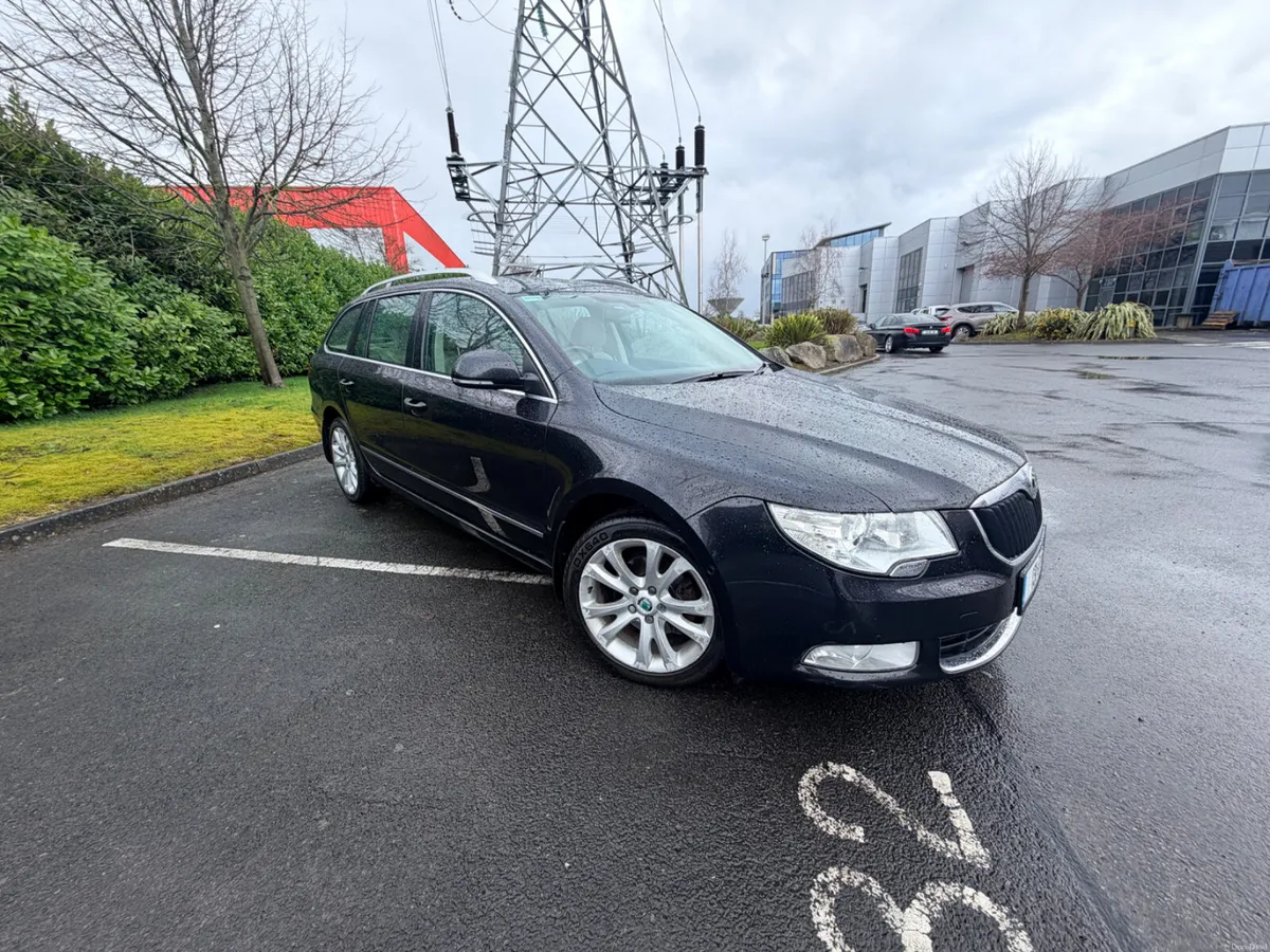 132 Skoda Superb 1.6 TDI Elegance Estate ~ New Nct - Image 3