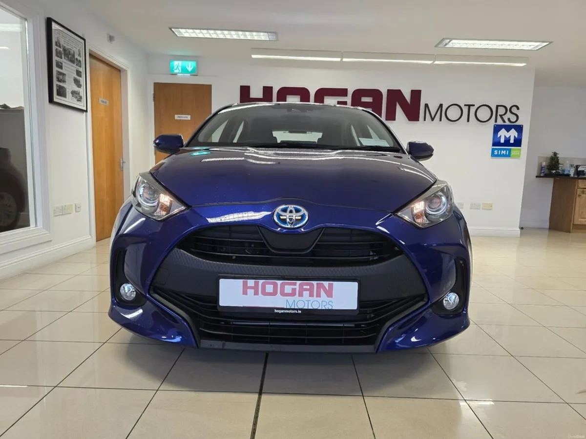 Toyota Yaris Hybrid - New Generation - Luna Automa - Image 2