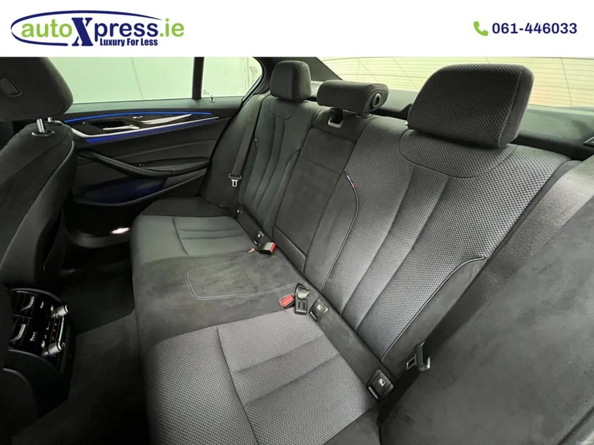 BMW 5-Series 523D M-SPORT Automatic, reversing cam - Image 4