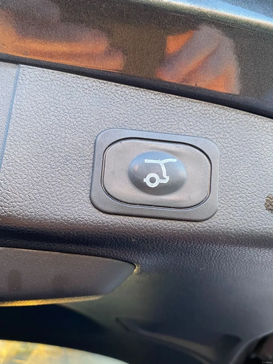 Ford Focus Vignale Estate *Huge spec* - Image 4