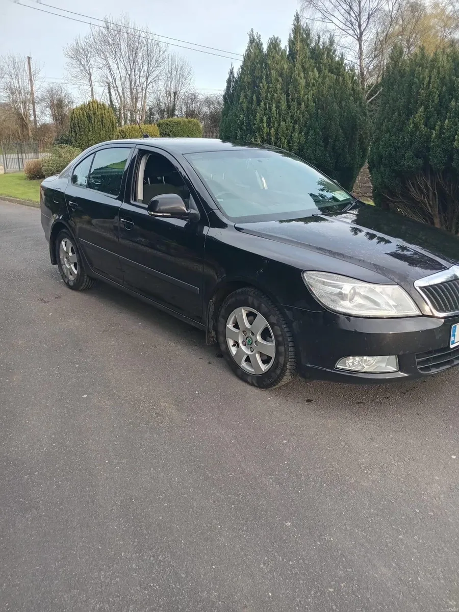 Skoda Octavia 2012 - Image 2