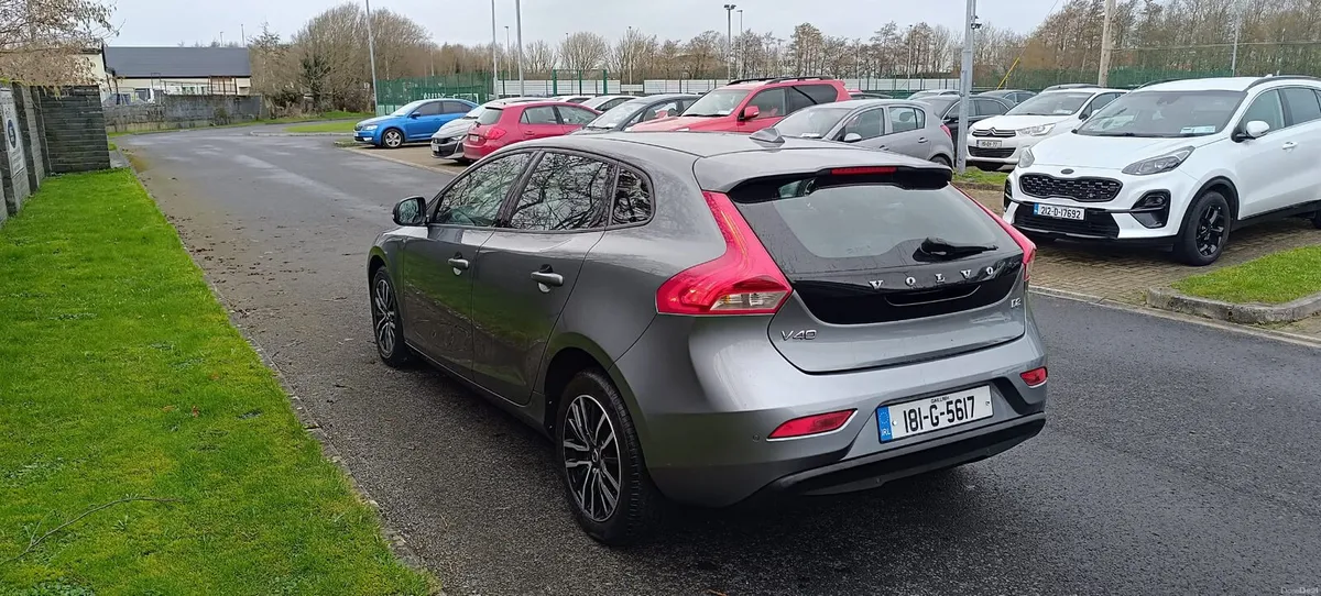 Volvo V40 2018 2.0 Diesel for sale - Image 3