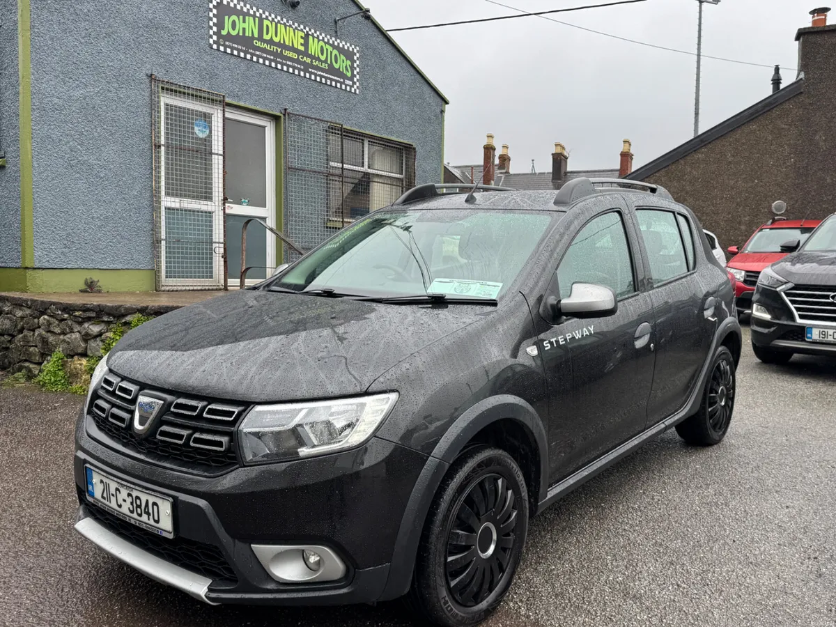 Dacia Sandero Stepway 2021 - Image 2