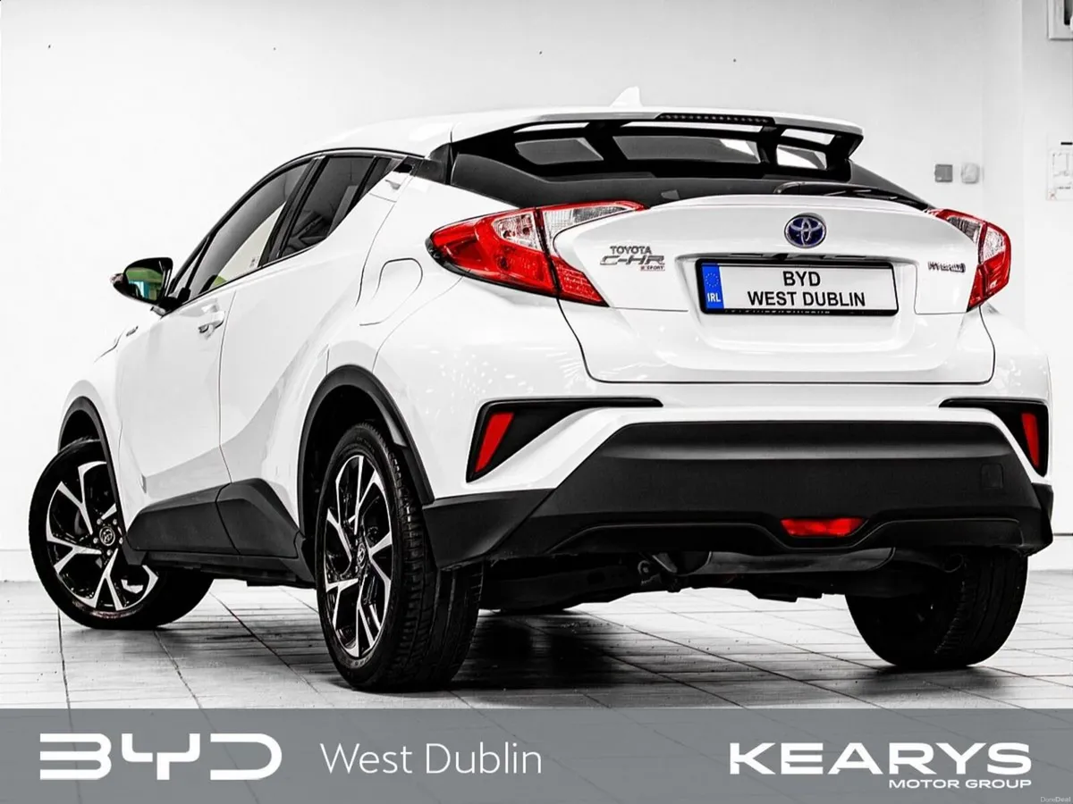 Toyota C-HR 1.8 HYBRID SPORT - Image 3