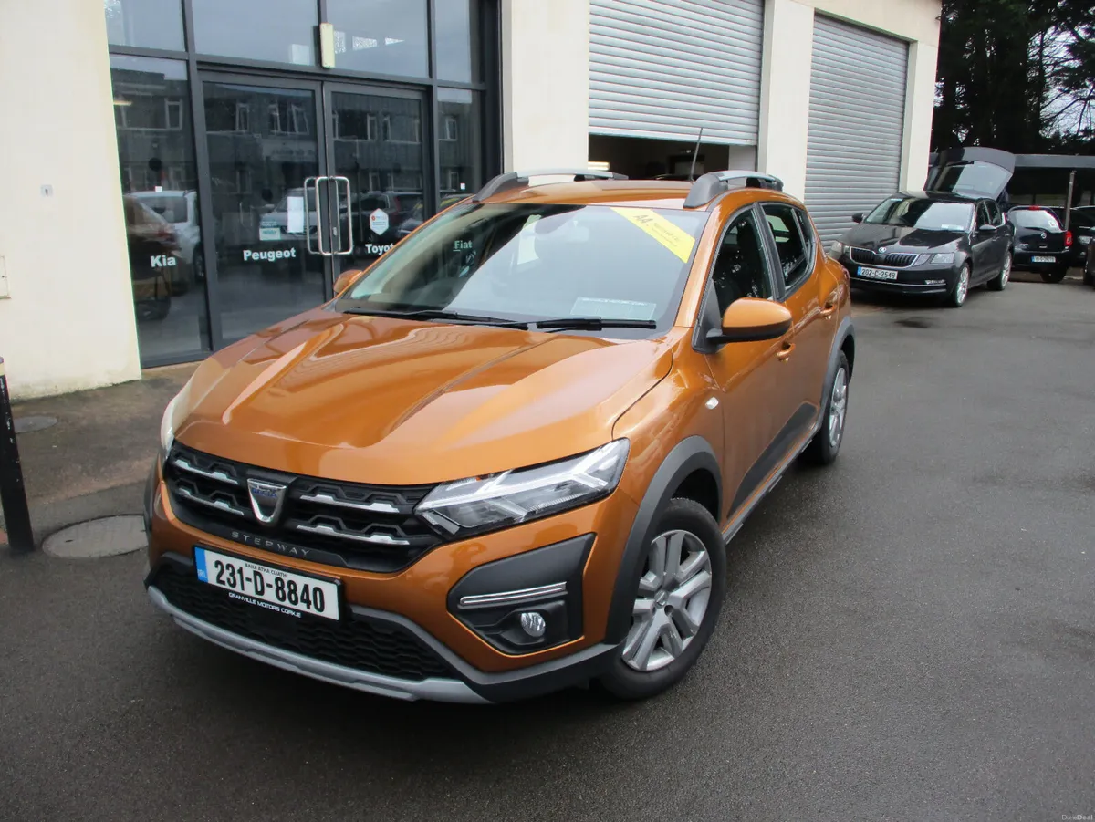 Dacia Sandero Stepway Comfort TCE  2023 - Image 1