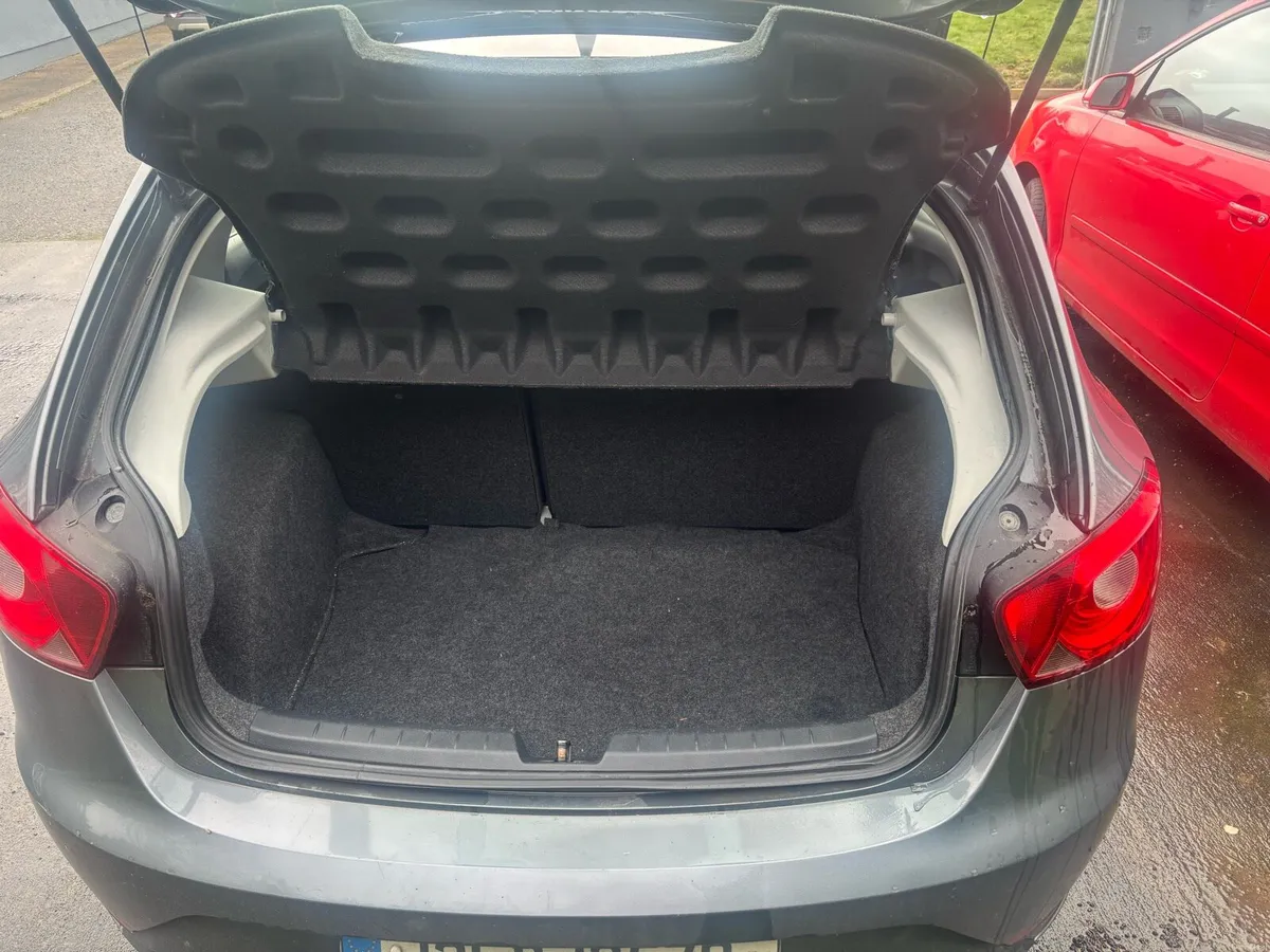 131 SEAT IBIZA  5D 1.2  70H S.E. - Image 3