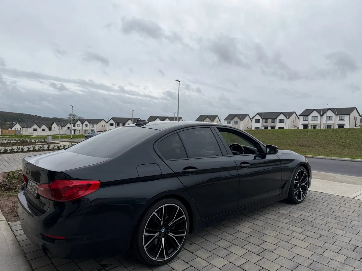 2017 BMW 520D - Image 4