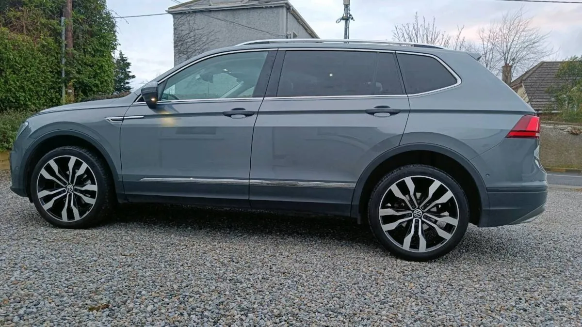 192 Volkswagen Tiguan Allspace - Image 4