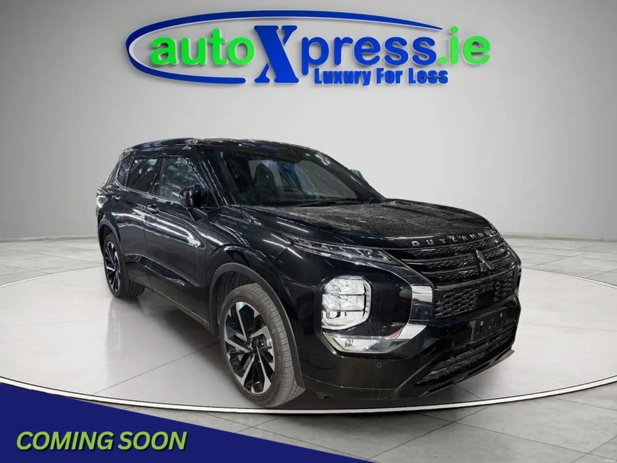 Mitsubishi Outlander PHEV 4WD, 7 Seats, Ultra low - Image 1