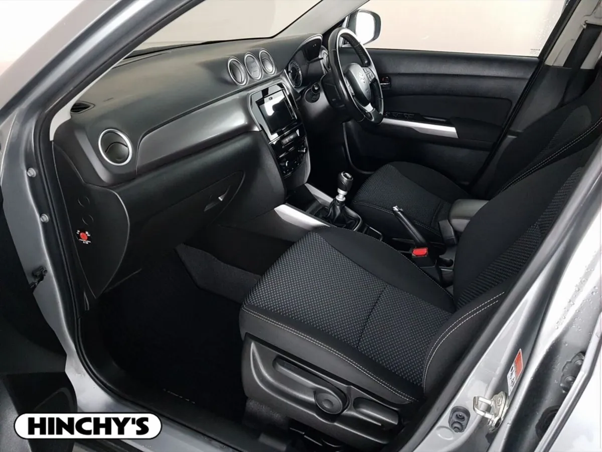 Suzuki Vitara 1.4 Hybrid SZ-T MT - Image 4