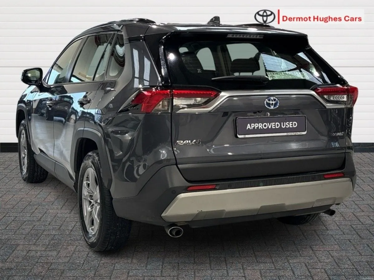 Toyota RAV4 HYBRID LUNA AUTO - Image 2