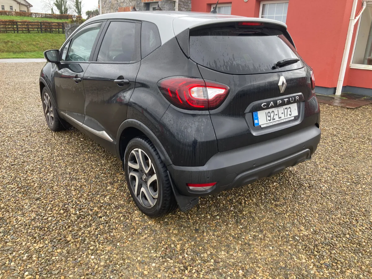 Renault Captur 2019 Iconic Diesel - Image 2