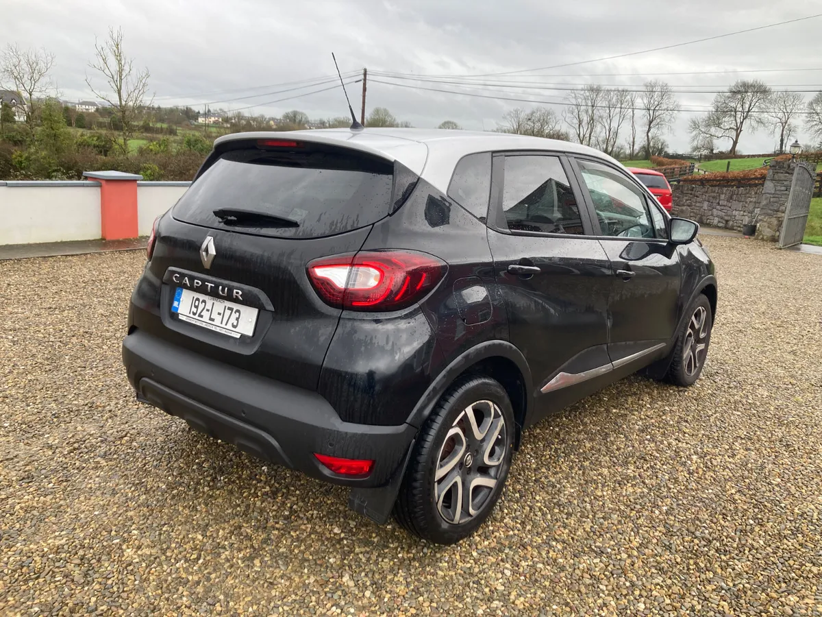 Renault Captur 2019 Iconic Diesel - Image 3