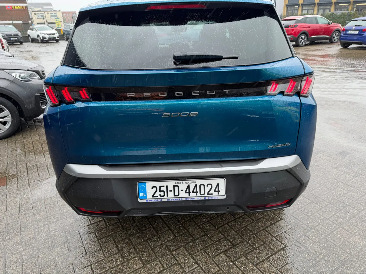 2025 Peugeot 5008 SCRAPPAGE OFFER - Image 5