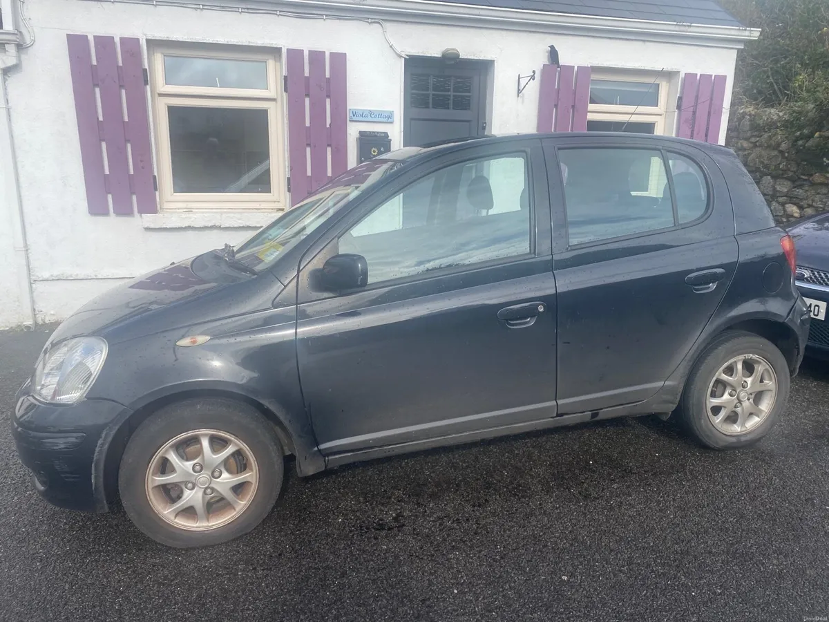 Toyota Yaris 2005 - Image 3