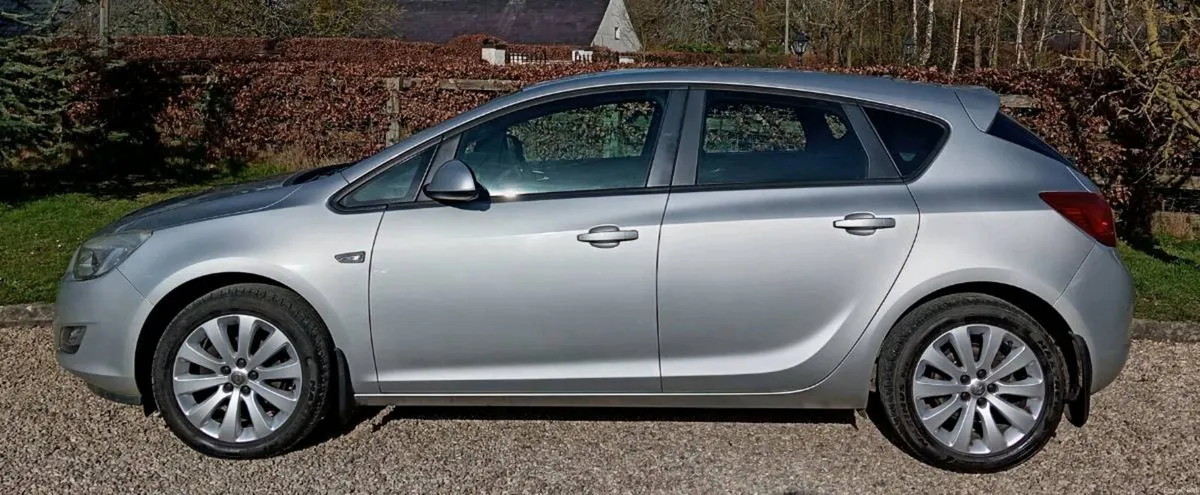 10 Astra 1.4 SC petrol NCT 03/27 224km 1 owner! - Image 4