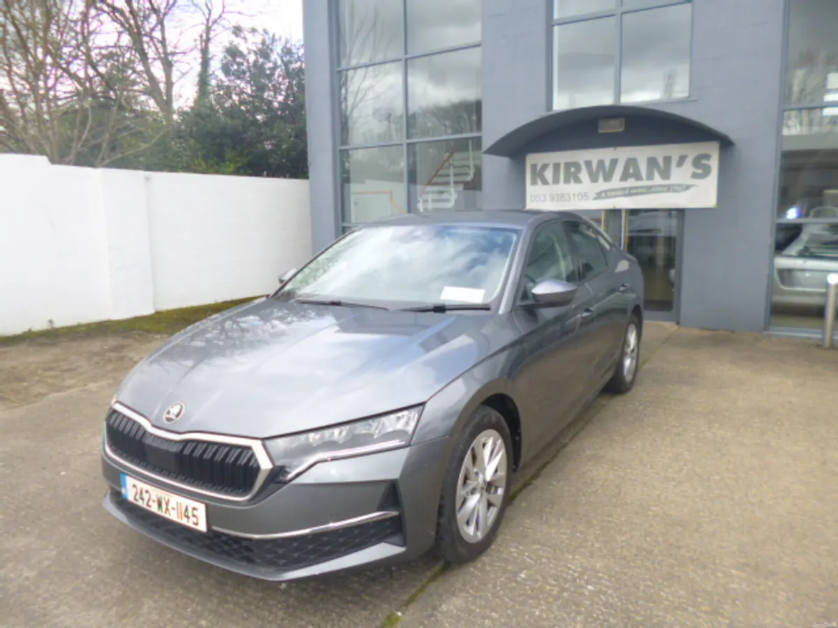 Skoda Octavia 2.0 TD1 115HP 2024 - Image 3
